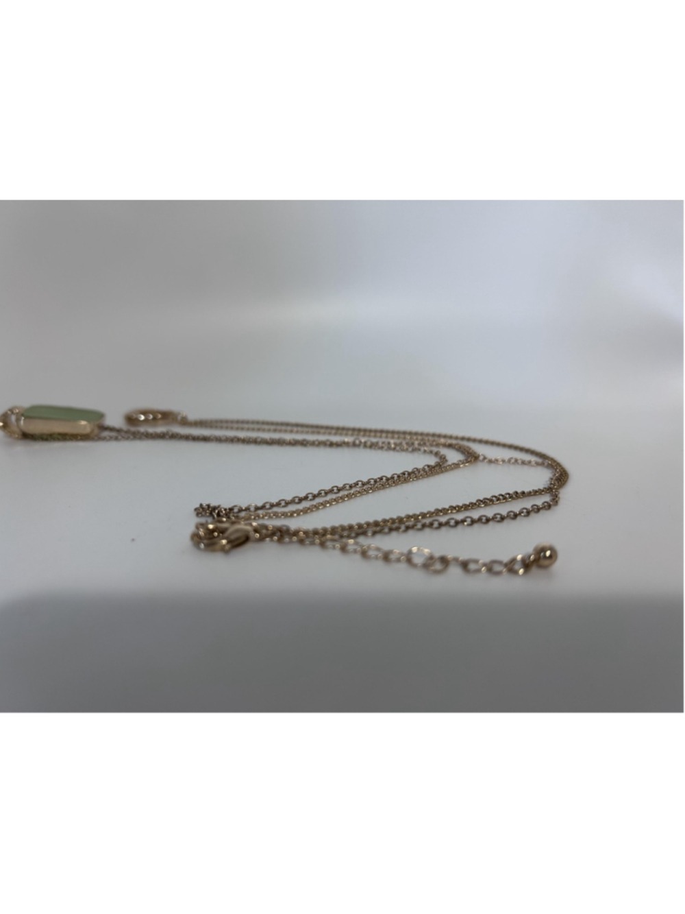 Necklace Gold Tone Layered Green Resin Rectangle Pendant Abstract Lobster Clasp - Picture 5 of 8